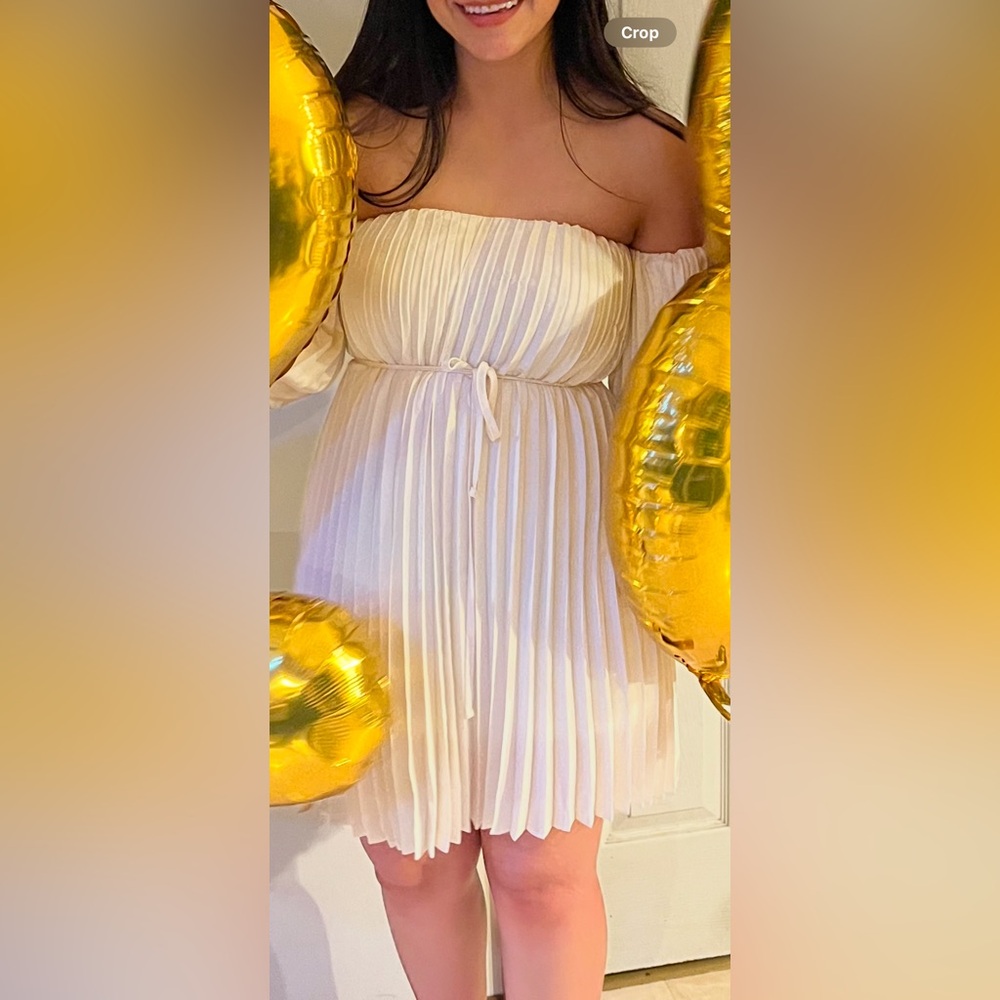 Express Cream Dress with Elegant Decorations